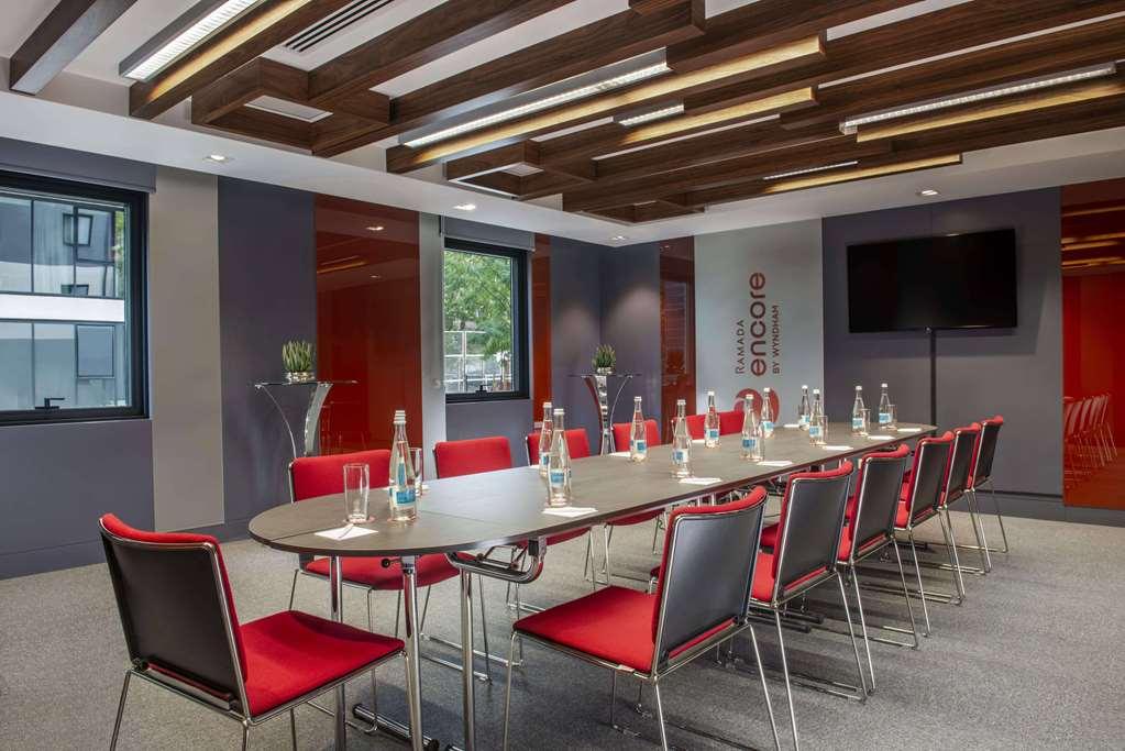 Ramada Encore Tbilisi Facilități foto